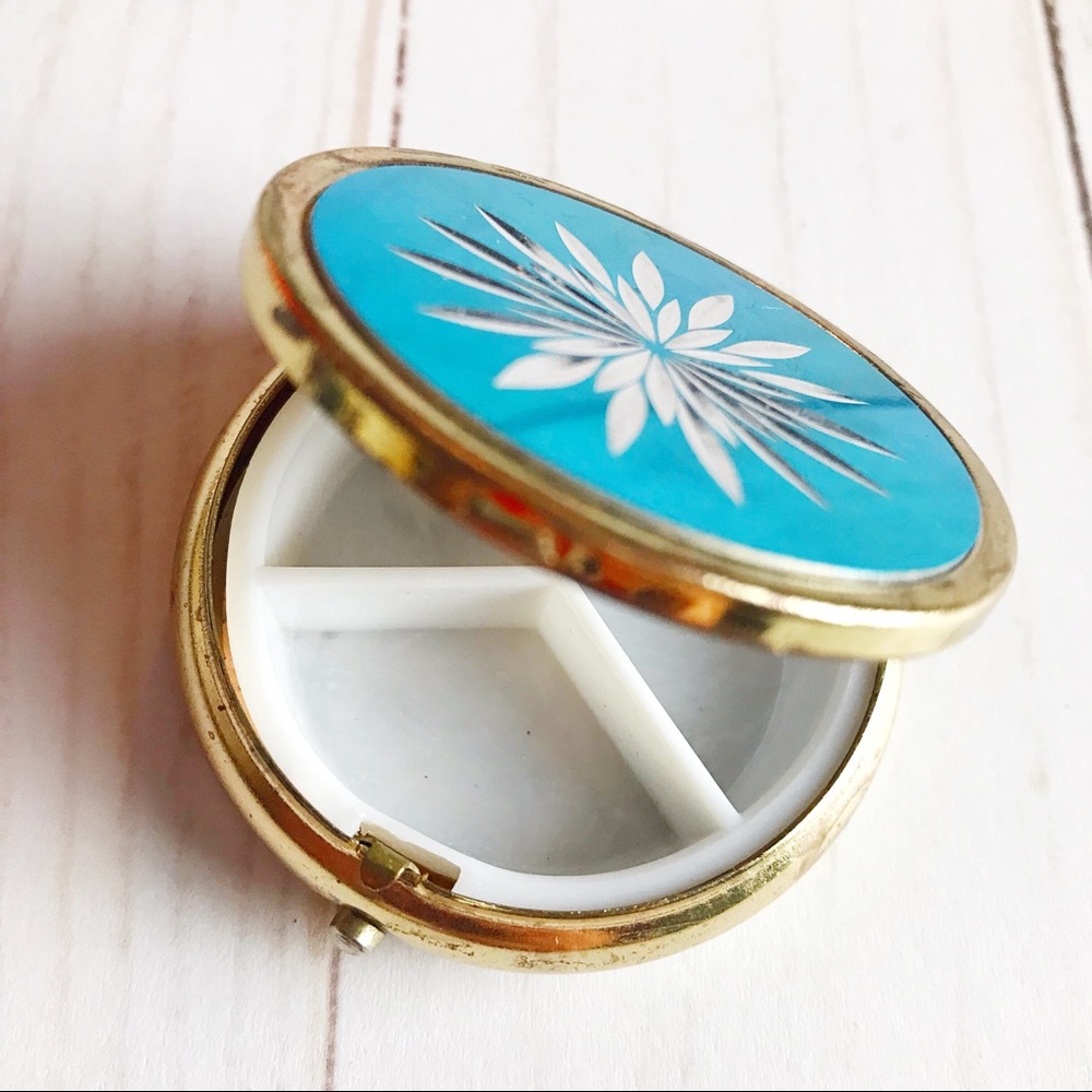 MCM Pill Box